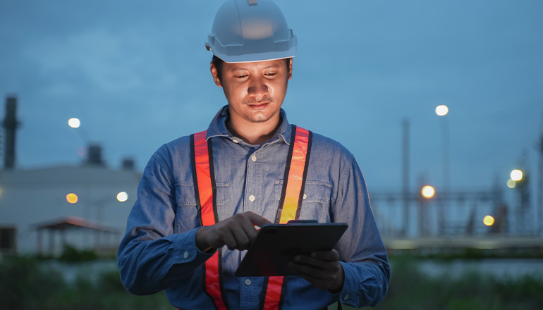 engineer using tablet