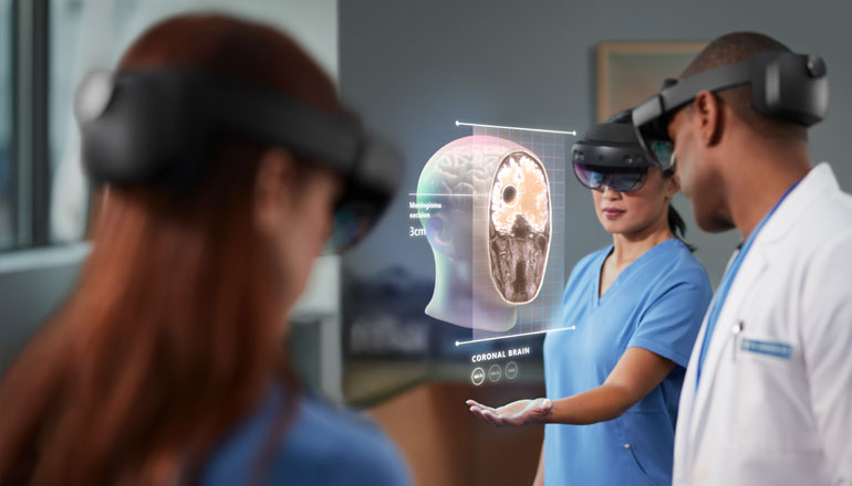 Article Advancing Surgical Training With Microsoft HoloLens 2  Image