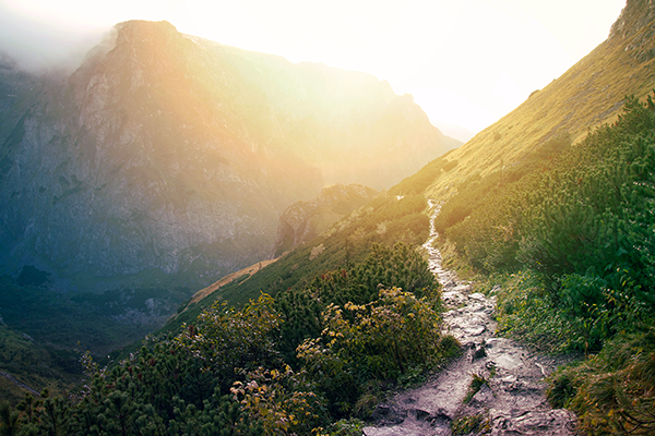 mountain-nature-hike mountain-nature-hike