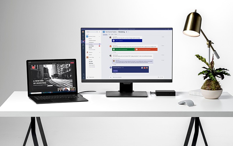 microsoft-laptop2-silver-open microsoft-laptop2-silver-open