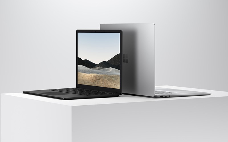 SUR20_Laptop3_Feature_Family_CMYK SUR20_Laptop3_Feature_Family_CMYK