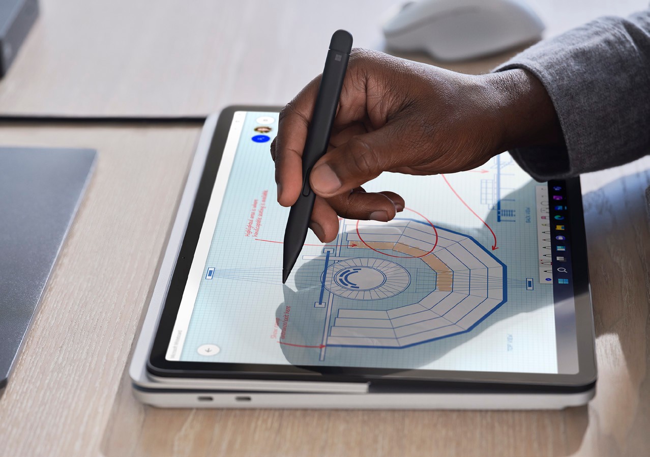 Surface Laptop Studio Digital Flyer_4