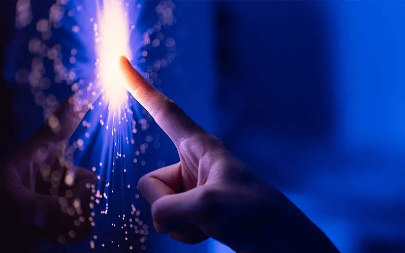 Unleash your AI evolution with Vertiv Vertiv employee touching IT system touch screen