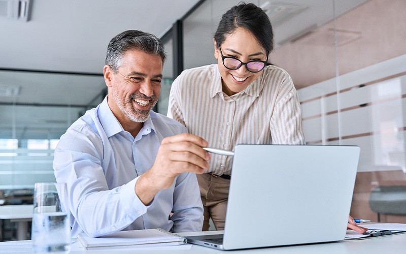 Avec Success Tracks vous obtiendrez happy employees