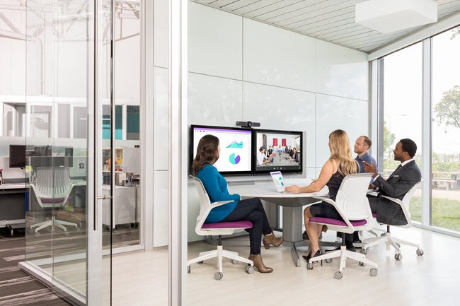 logitech-meetup-large-conference-room