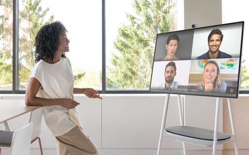 surface-hub-2-lineup-intro surface-hub-2-lineup-intro
