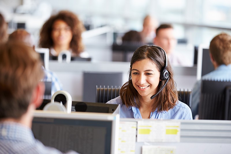 Support representative trouble shooting client questions